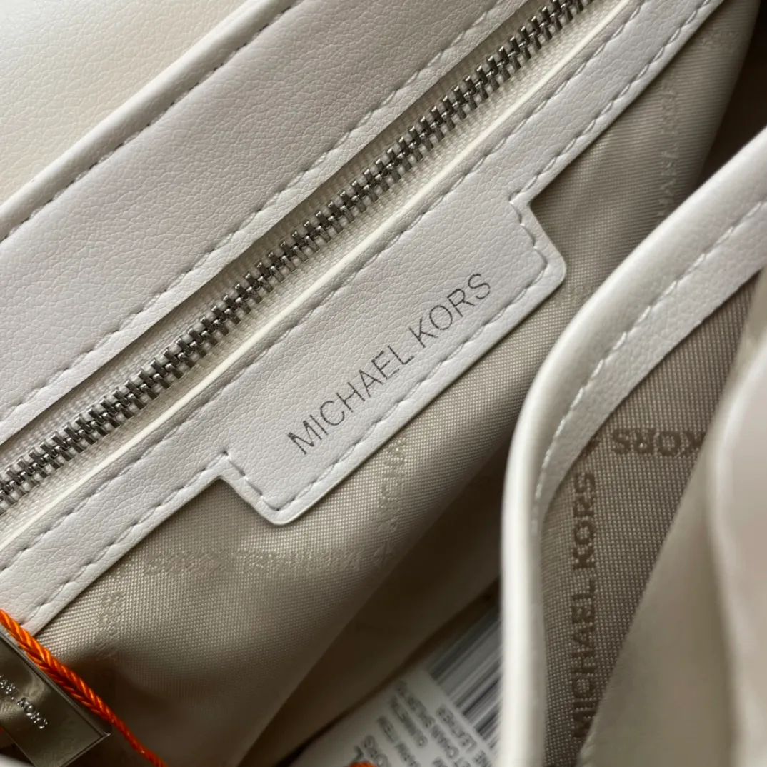 All categories Official website "Brand Women's Bags" Women's Bags 💙 MK replica MK, fine imitation MK bags, MK handbags, 2023 official latest version MK cowhide crossbody bag, bag factory, original material, size: 23-16-8CM